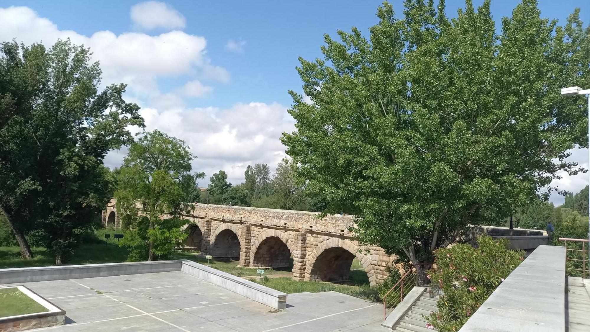 Апартаменты Increible Apartamento Frente Al Puente Romano Саламанка Экстерьер фото